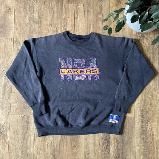 Vintage Nutmeg NBA Sweatshirt Size XL Grey 90s Lakers Embroidered