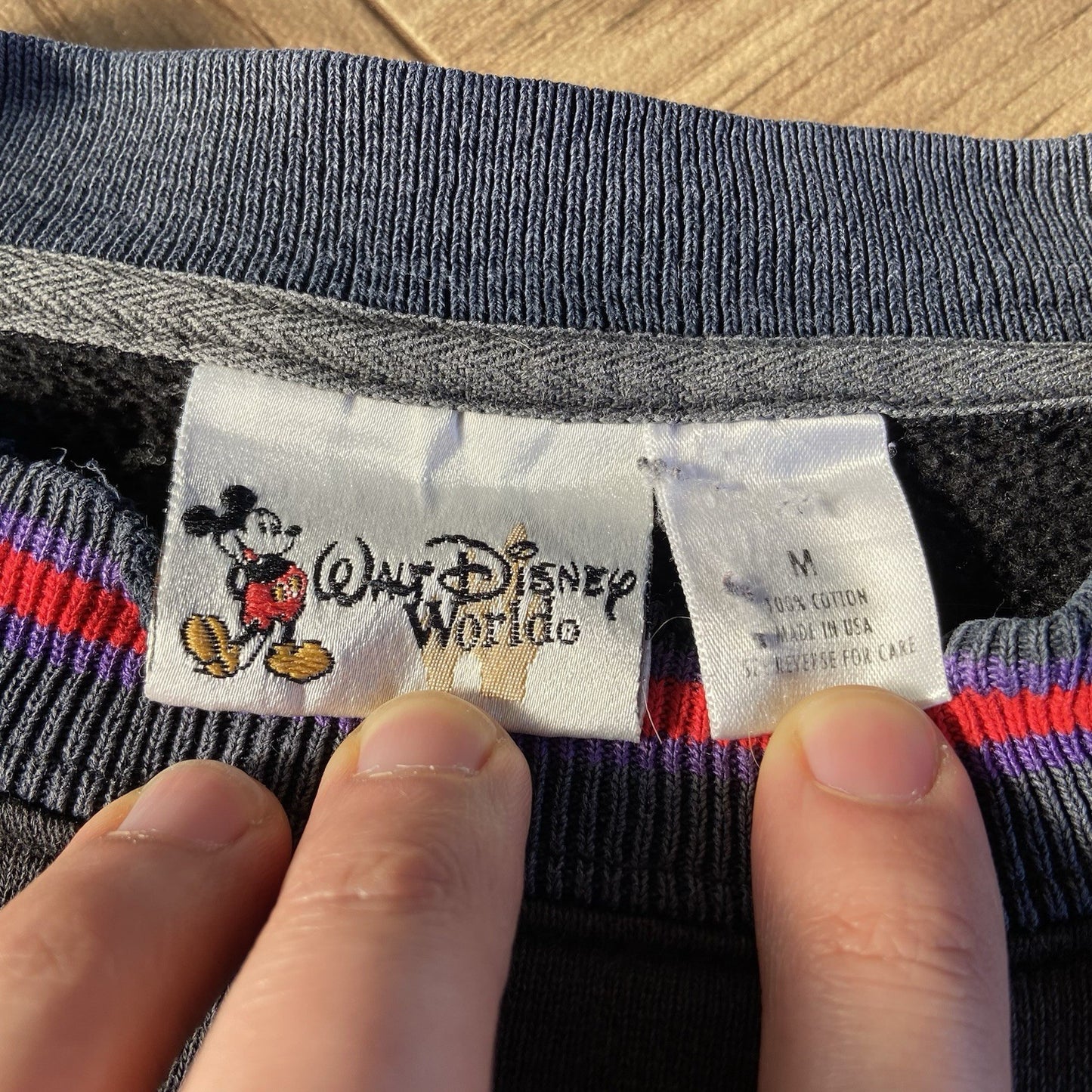 Vintage Disney Villains Sweatshirt 90s Size M Black Embroidered Jafar Hook