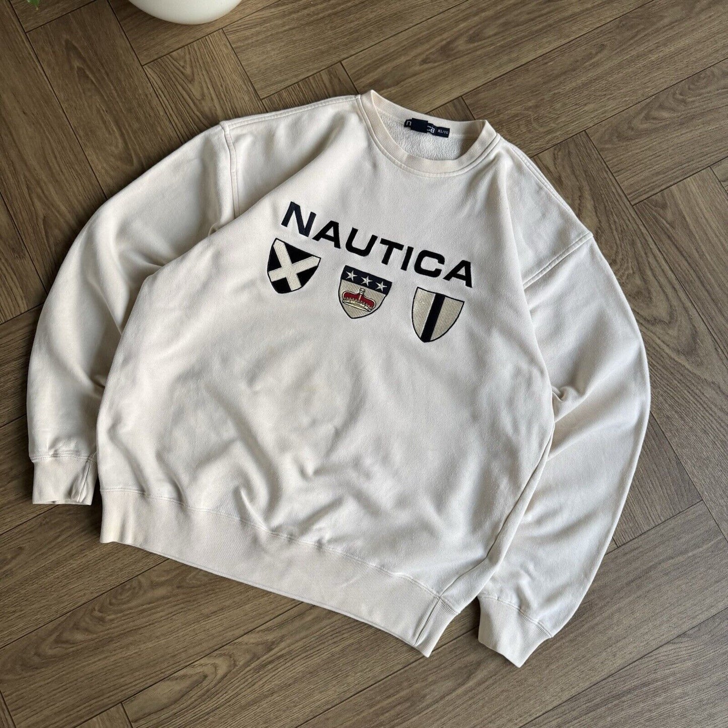 Vintage Nautica Embroidered Sweatshirt Size XL 90s Cream Spellout Badge