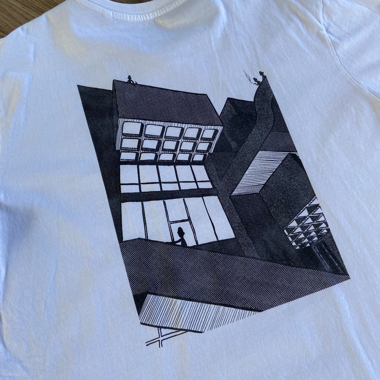 Stingray Reimagined “Barbican” T Shirt, Size XXL White