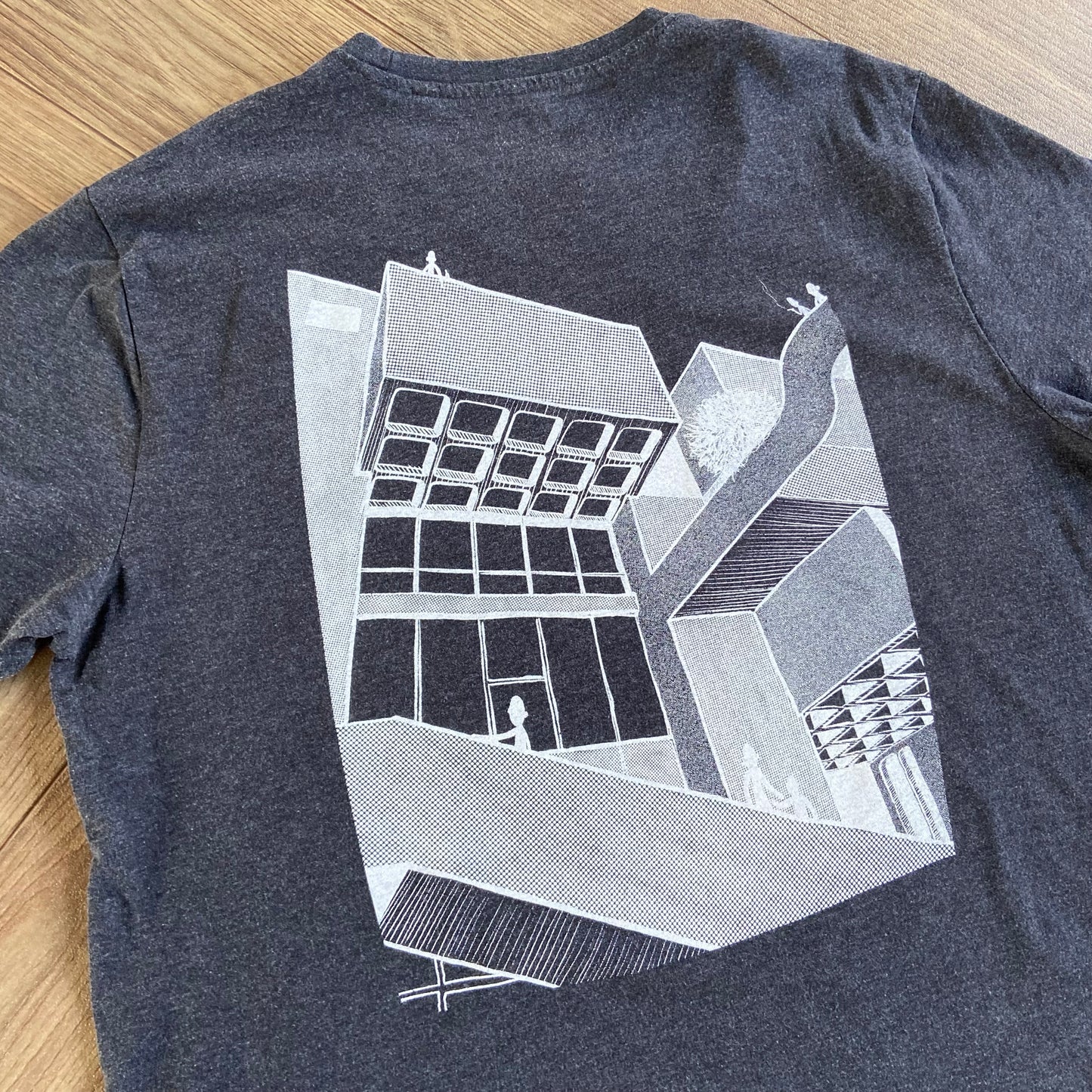 Stingray Reimagined “Barbican” T Shirt, Size XL Grey