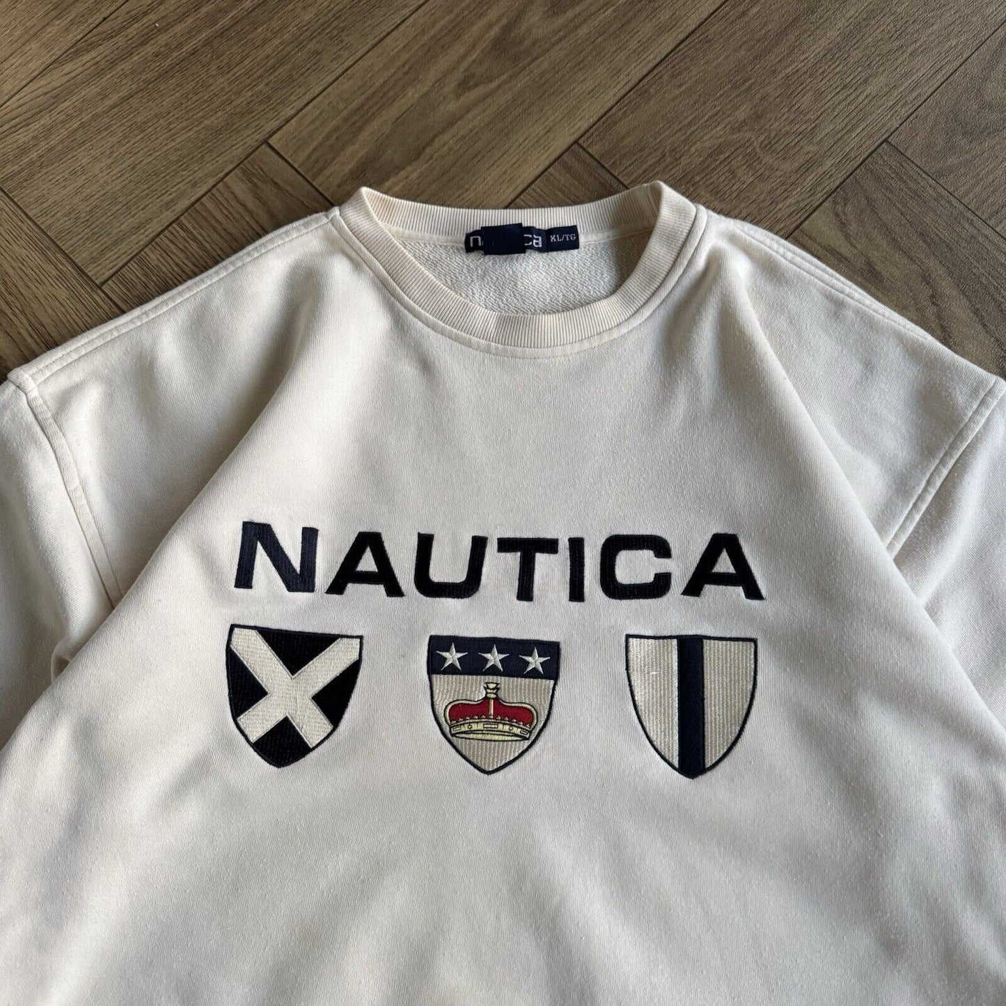 Vintage Nautica Embroidered Sweatshirt Size XL 90s Cream Spellout Badge