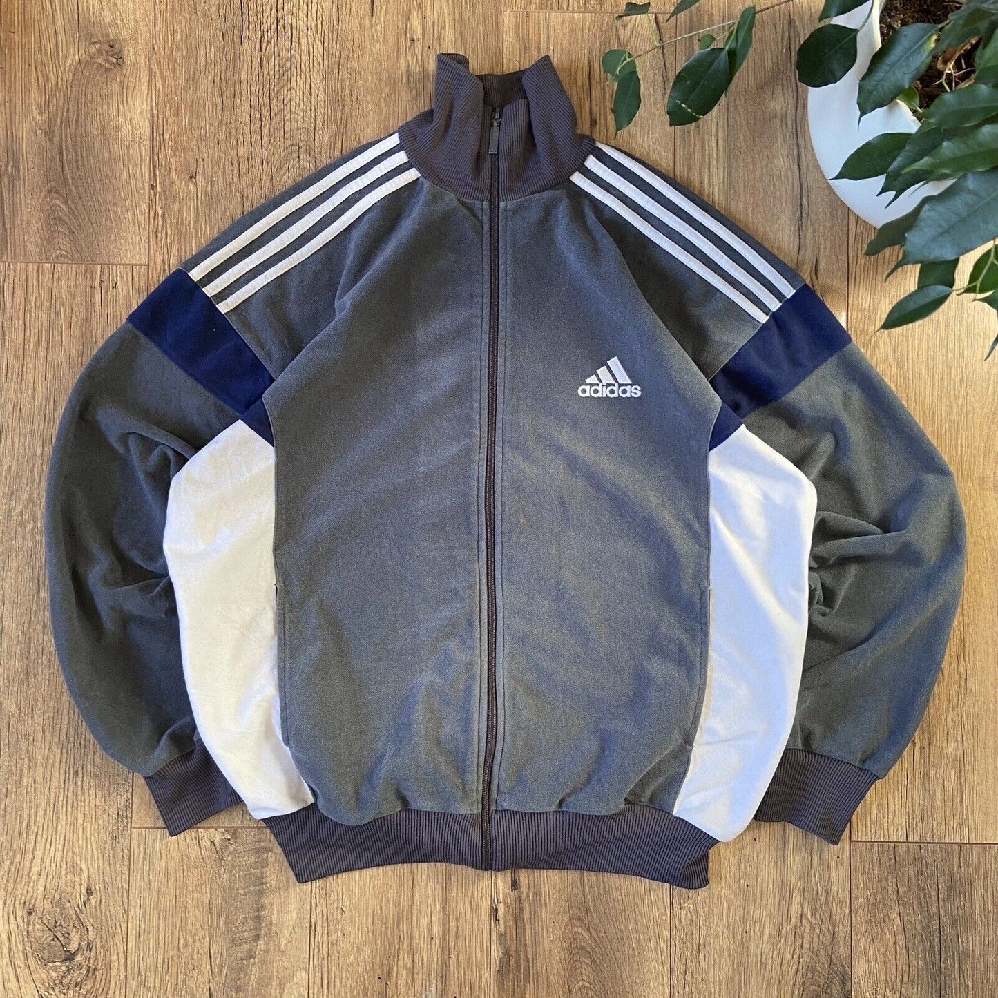 Vintage adidas online track jacket