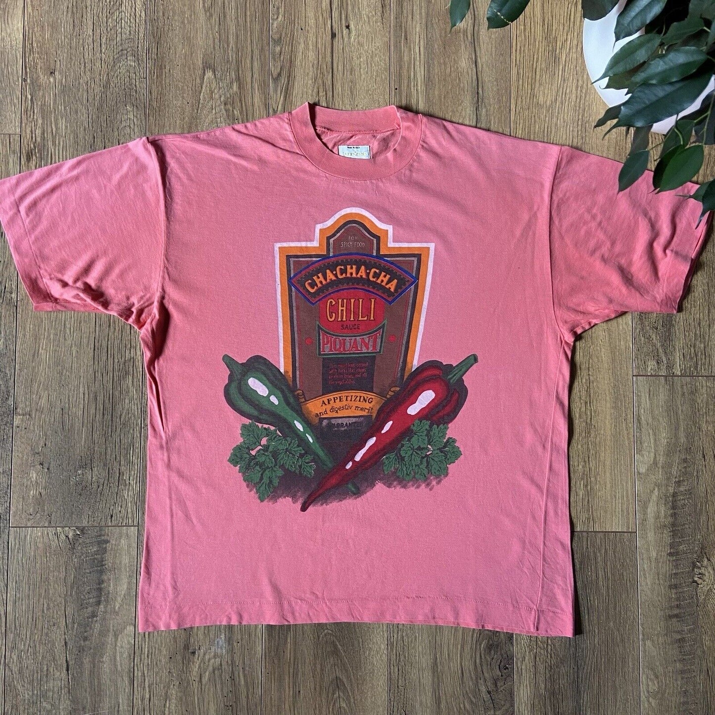 Vintage BenettonSingle Stitch Graphic T Shirt Size M 80s Pink Hot Sauce