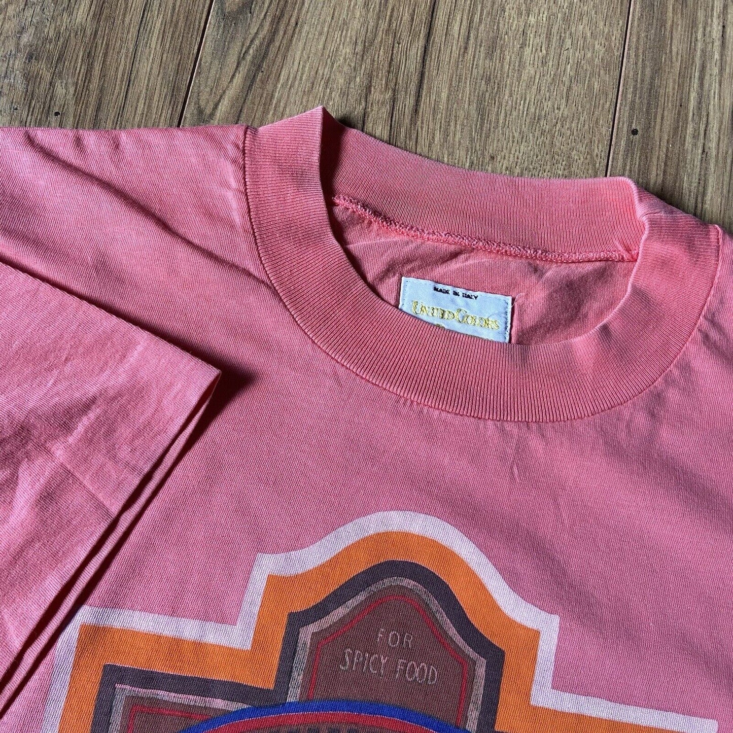 Vintage BenettonSingle Stitch Graphic T Shirt Size M 80s Pink Hot Sauce