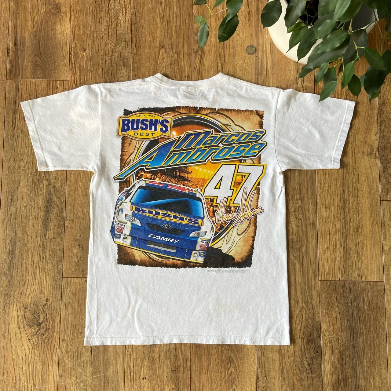 White Chase NASCAR graphic t shirt Size M